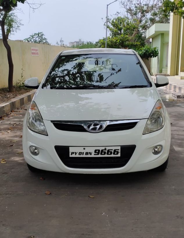 309-for-sale-HYUNDAI-i20-Diesel-First-Owner-2011-PY-registered-rs-345000