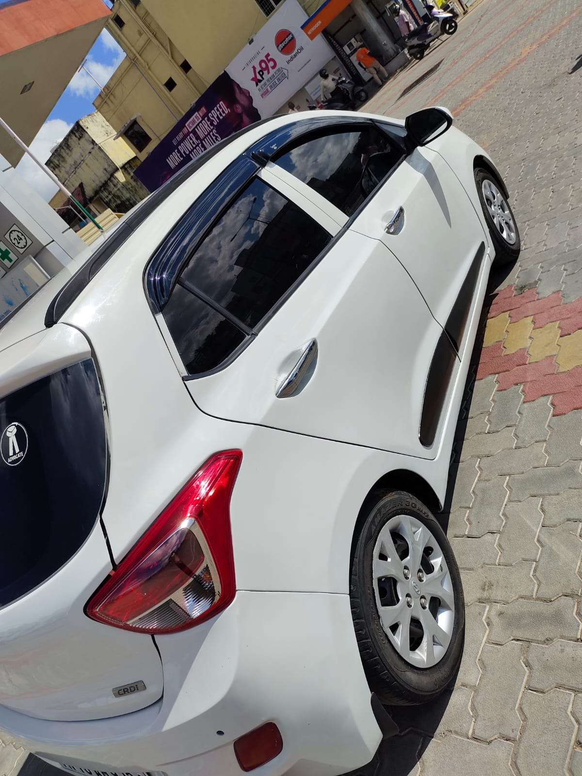 1582-for-sale-Hyundai-Grand-i10-Diesel-Second-Owner-2013-TN-registered-rs-350000
