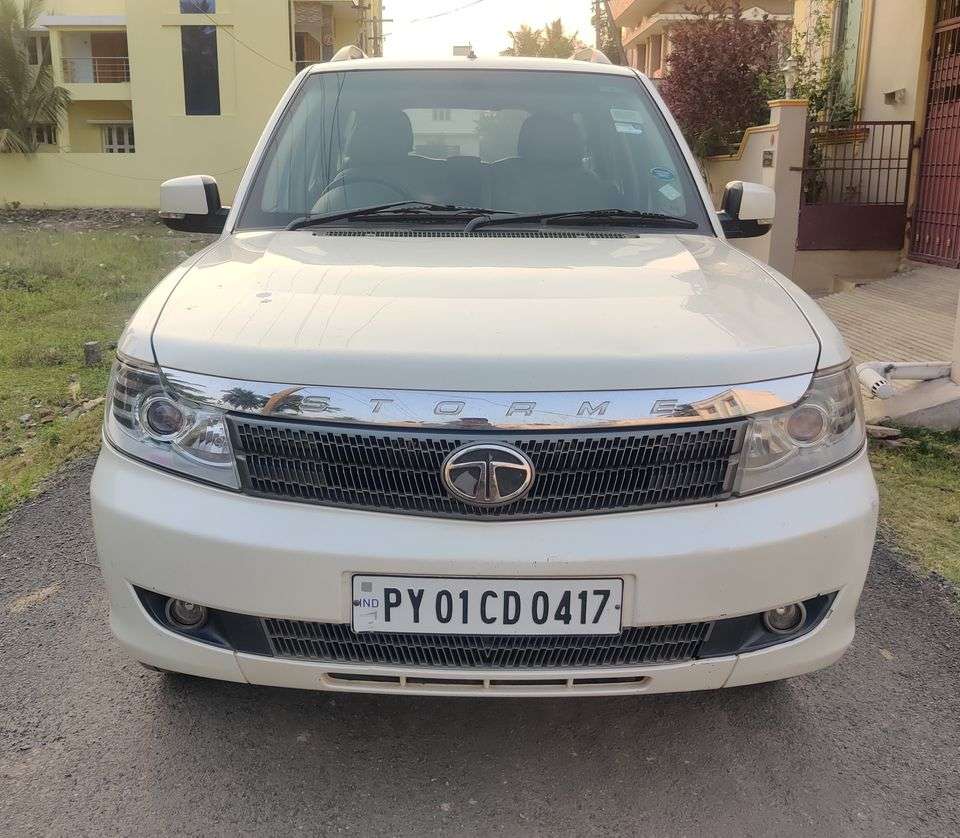2441-for-sale-Tata-Motors-Safari-Storme-Diesel-First-Owner-2014-PY-registered-rs-450000