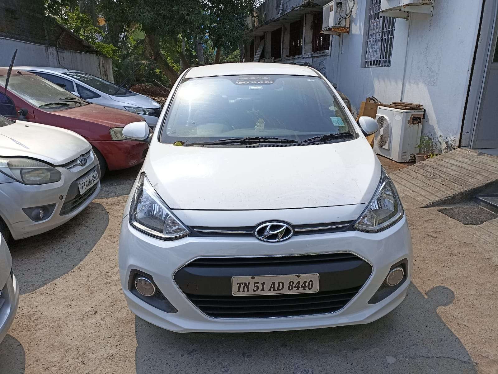 2459-for-sale-Hyundai-Xcent-Diesel-First-Owner-2015-TN-registered-rs-450000