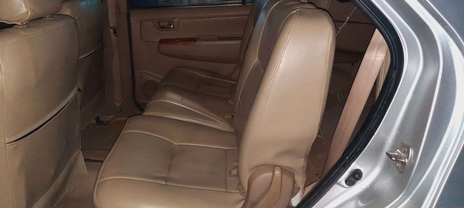 2600-for-sale-Toyota-Innova-Diesel-First-Owner-2010-TN-registered-rs-1050000