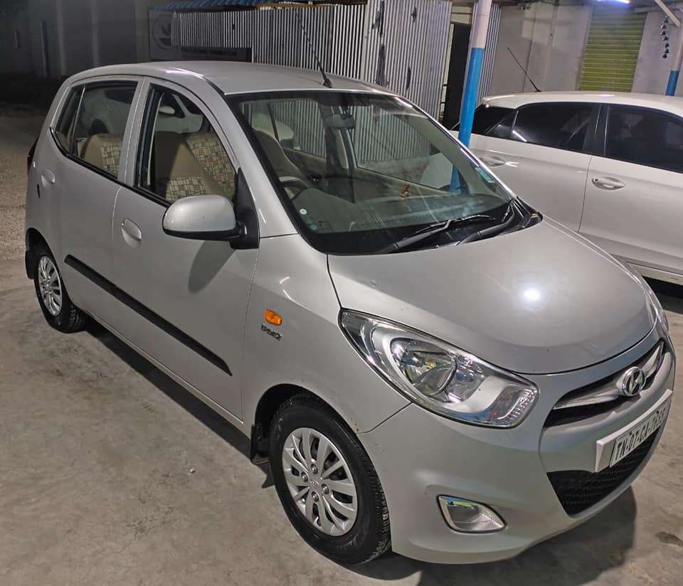 2639-for-sale-Hyundai-i10-Petrol-First-Owner-2014-TN-registered-rs-350000