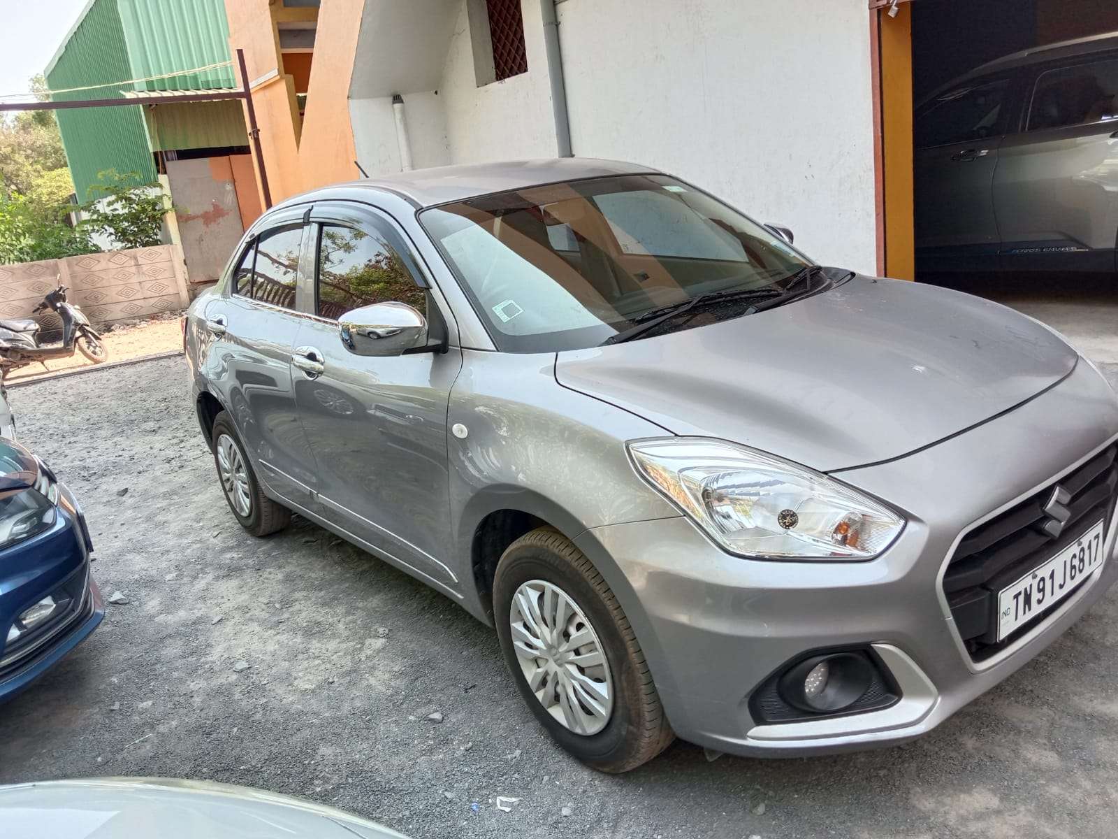 2811-for-sale-Maruthi-Suzuki-DZire-Petrol-First-Owner-2020-TN-registered-rs-630000