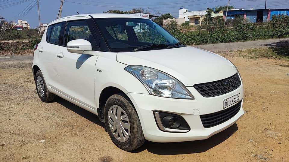 2874-for-sale-Maruthi-Suzuki-Swift-Petrol-First-Owner-2017-TN-registered-rs-530000