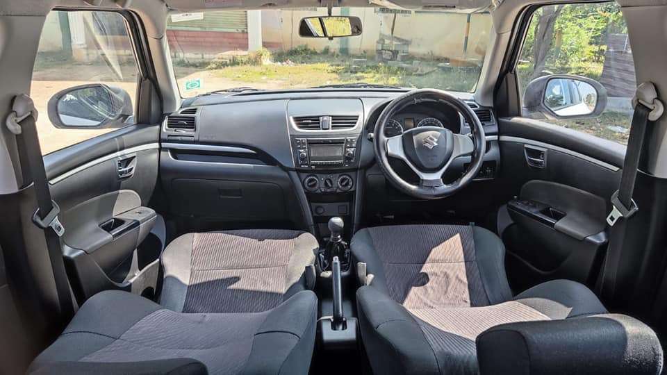 2874-for-sale-Maruthi-Suzuki-Swift-Petrol-First-Owner-2017-TN-registered-rs-530000