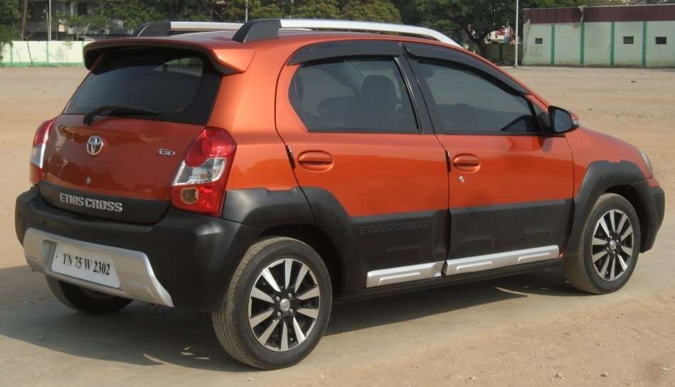 2940-for-sale-Toyota-Etios-Cross-Diesel-First-Owner-2015-TN-registered-rs-690000