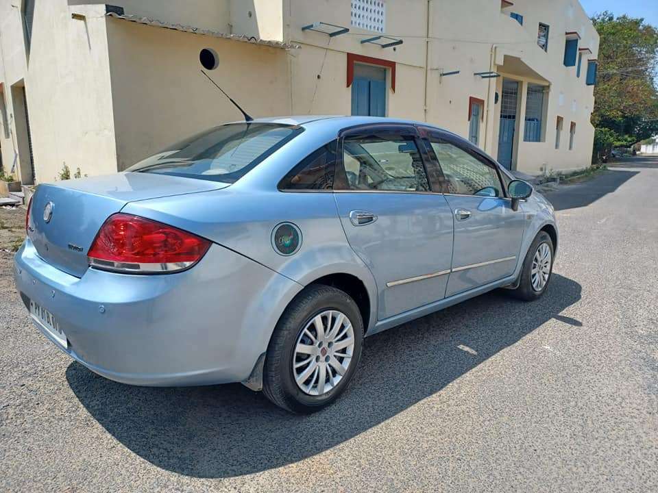 3024-for-sale-Fiat-Linea-Diesel-Third-Owner-2011-PY-registered-rs-190000