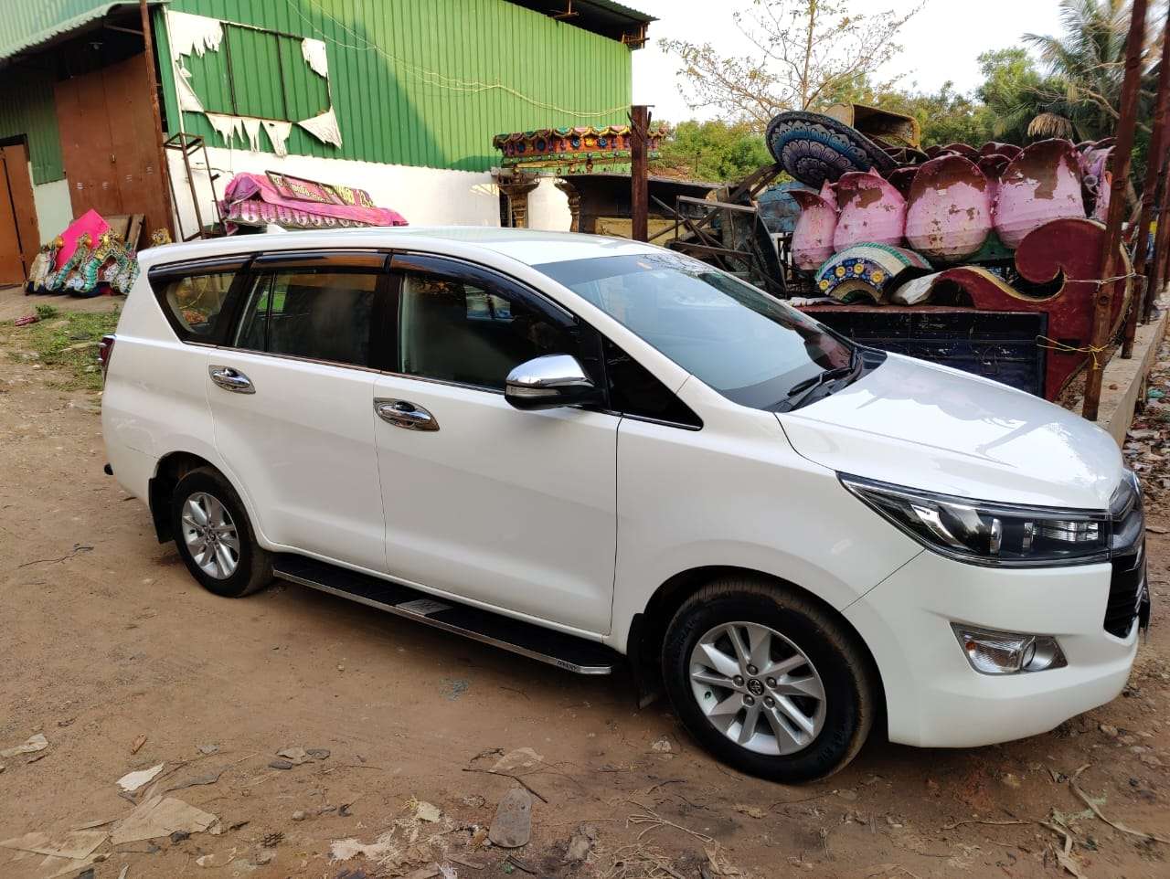3077-for-sale-Toyota-Innova-Crysta-Diesel-Second-Owner-2017-PY-registered-rs-1750000