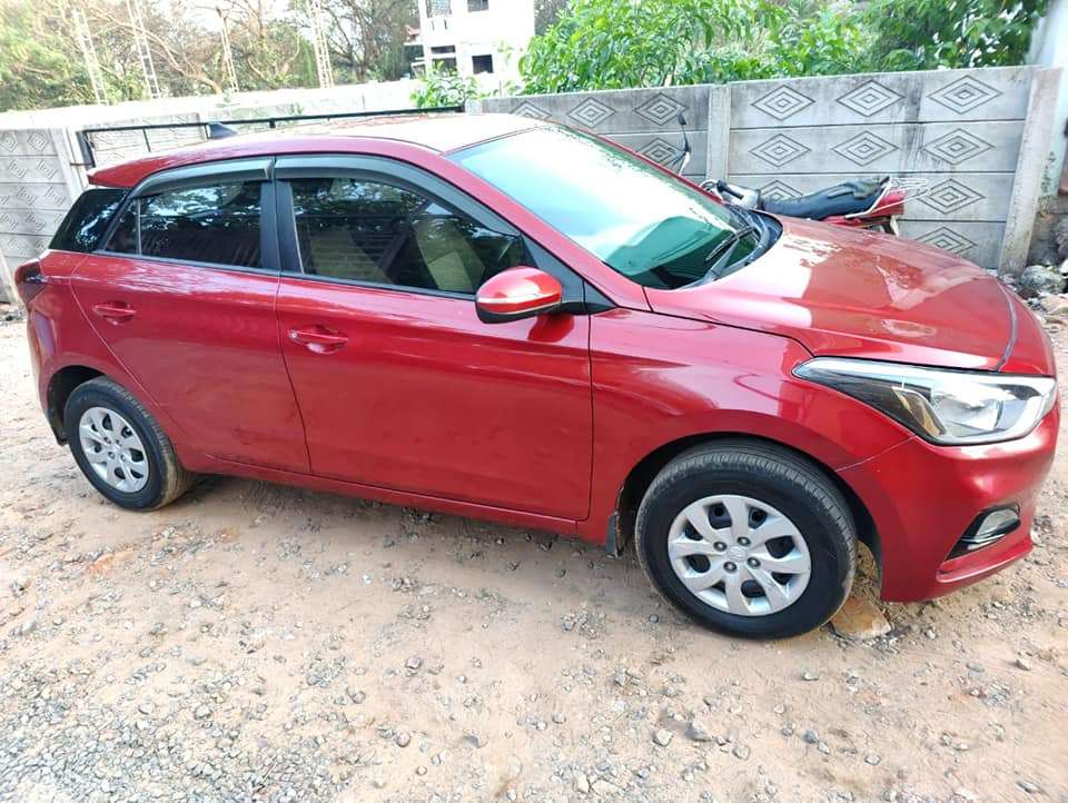 3078-for-sale-Hyundai-i20-Petrol-First-Owner-2018-PY-registered-rs-580000