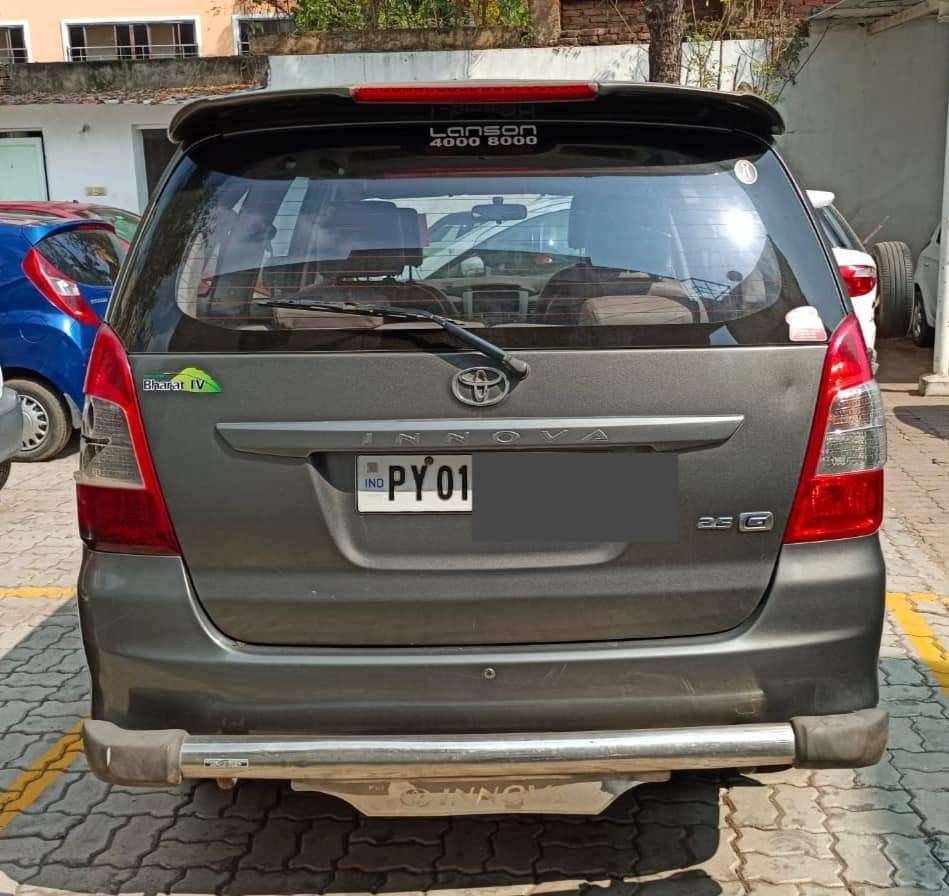 3085-for-sale-Toyota-Innova-Diesel-First-Owner-2013-PY-registered-rs-875000