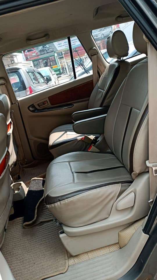 3085-for-sale-Toyota-Innova-Diesel-First-Owner-2013-PY-registered-rs-875000