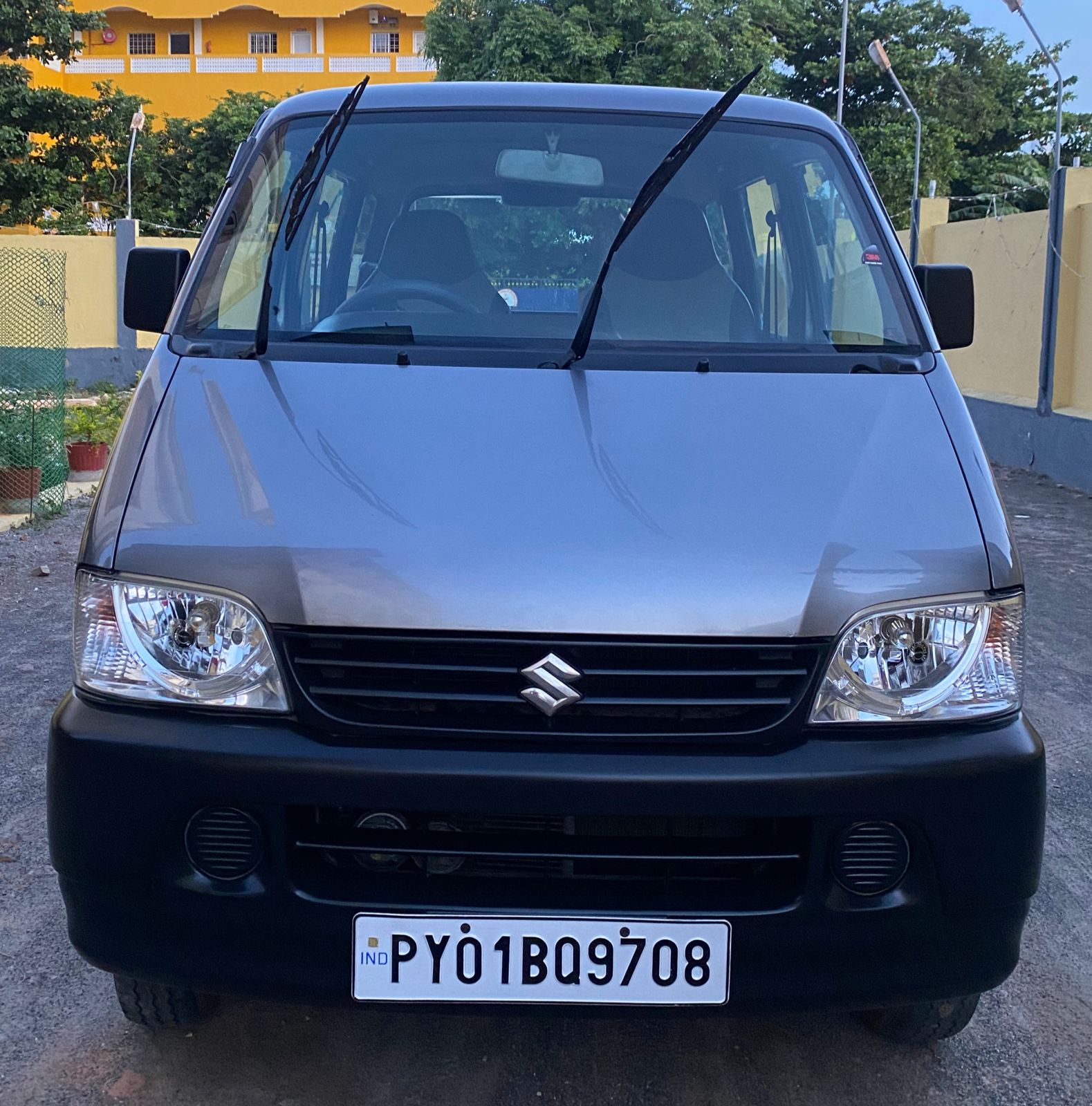 3664-for-sale-Maruthi-Suzuki-Eeco-Petrol-First-Owner-2012-PY-registered-rs-264998