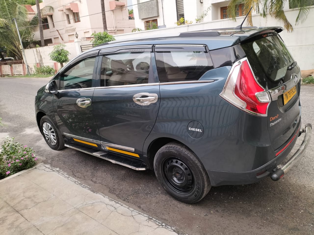 3855-for-sale-Mahindra-Marazzo-Diesel-Second-Owner-2019-TN-registered-rs-900000