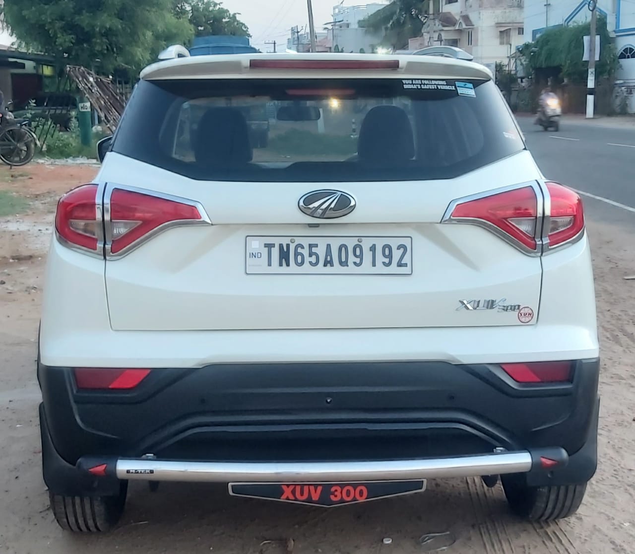 4174-for-sale-Mahindra-XUV-300-Diesel-First-Owner-2022-TN-registered-rs-950000