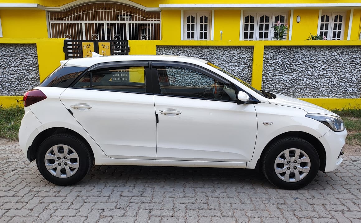 4212-for-sale-Hyundai-Elite-i20-Petrol-Second-Owner-2019-PY-registered-rs-625000