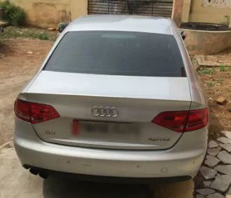 4447-for-sale-Audi-A4-Diesel-Second-Owner-2011-PY-registered-rs-950000