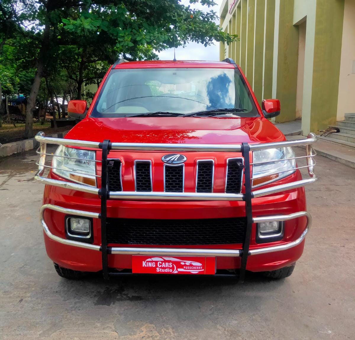 4677-for-sale-Mahindra-TUV-300-Diesel-First-Owner-2016-TN-registered-rs-684999