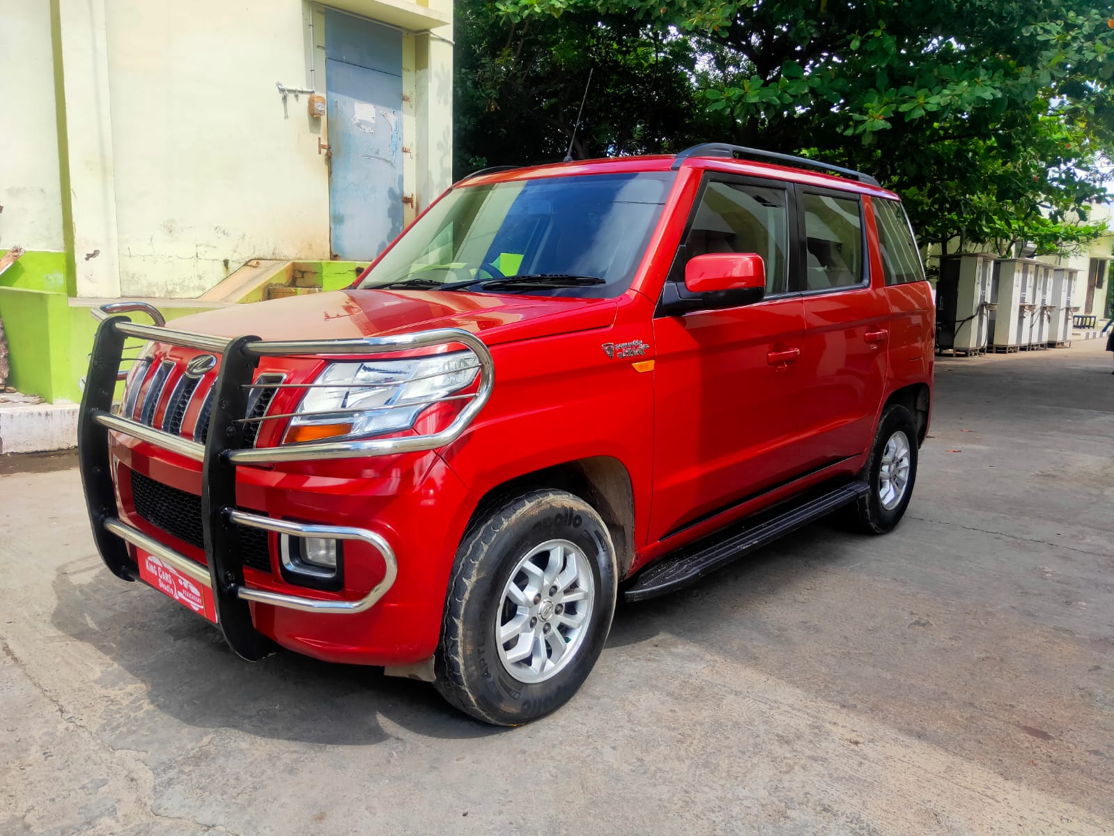 4677-for-sale-Mahindra-TUV-300-Diesel-First-Owner-2016-TN-registered-rs-684999