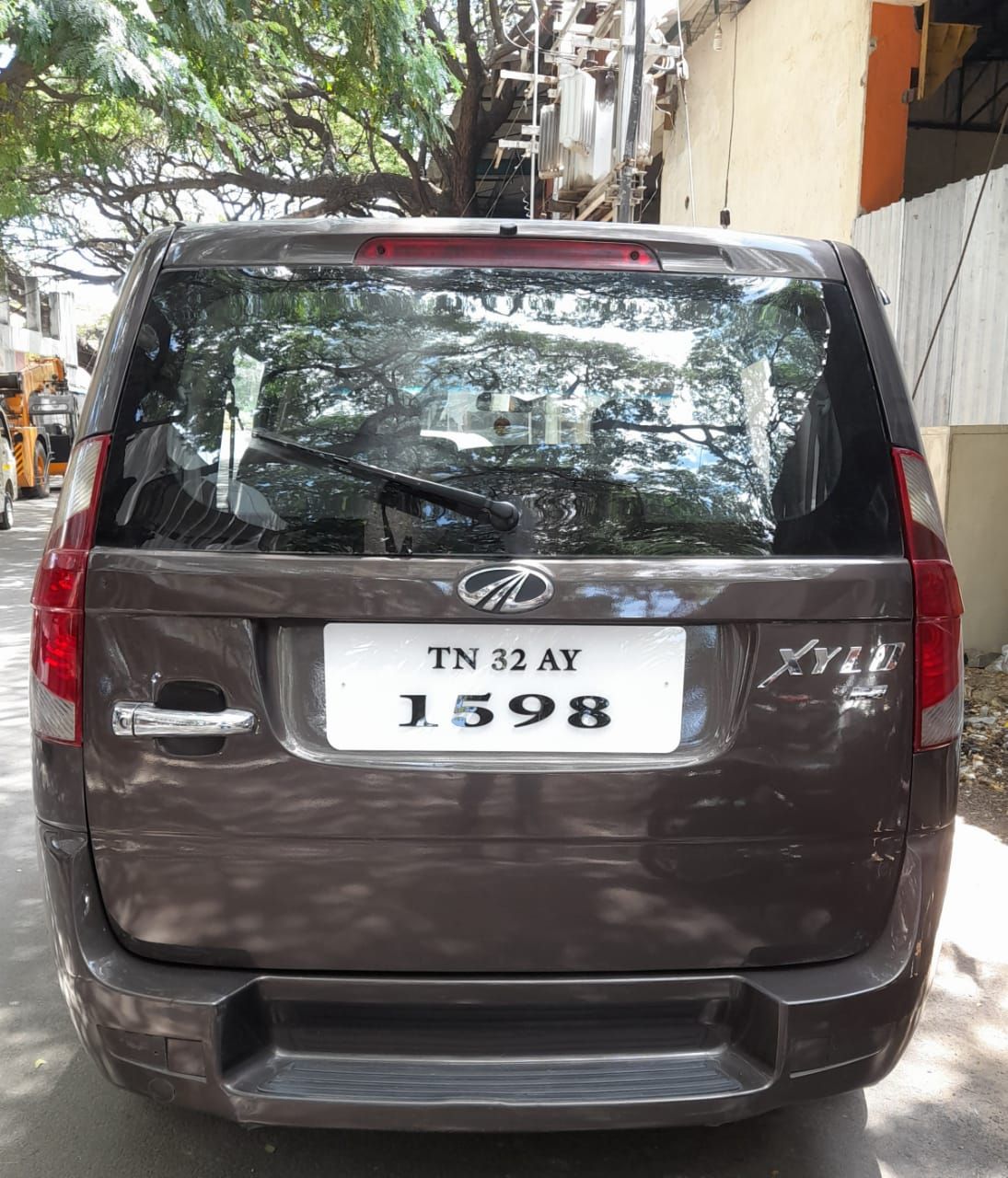 4768-for-sale-Mahindra-Xylo-Diesel-Second-Owner-2011-TN-registered-rs-425000