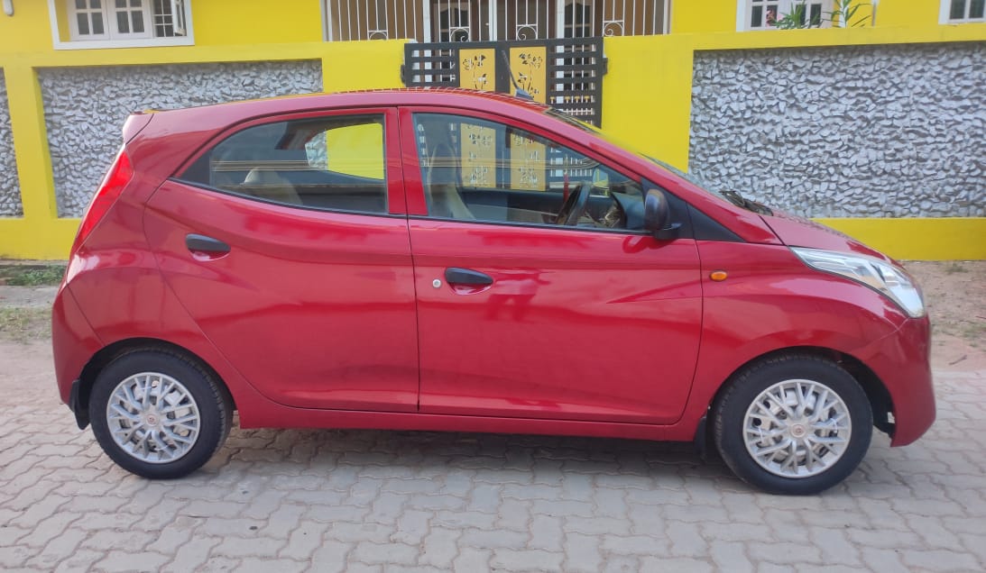 5402-for-sale-Hyundai-Eon-Petrol-First-Owner-2017-PY-registered-rs-275000
