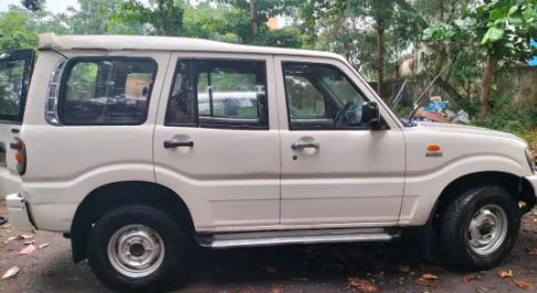 5862-for-sale-Mahindra-Scorpio-Diesel-Fourth-Owner-2004-PY-registered-rs-150000