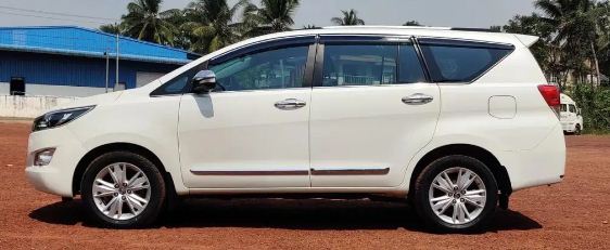 5961-for-sale-Toyota-Innova-Crysta-Diesel-First-Owner-2016-PY-registered-rs-1850000