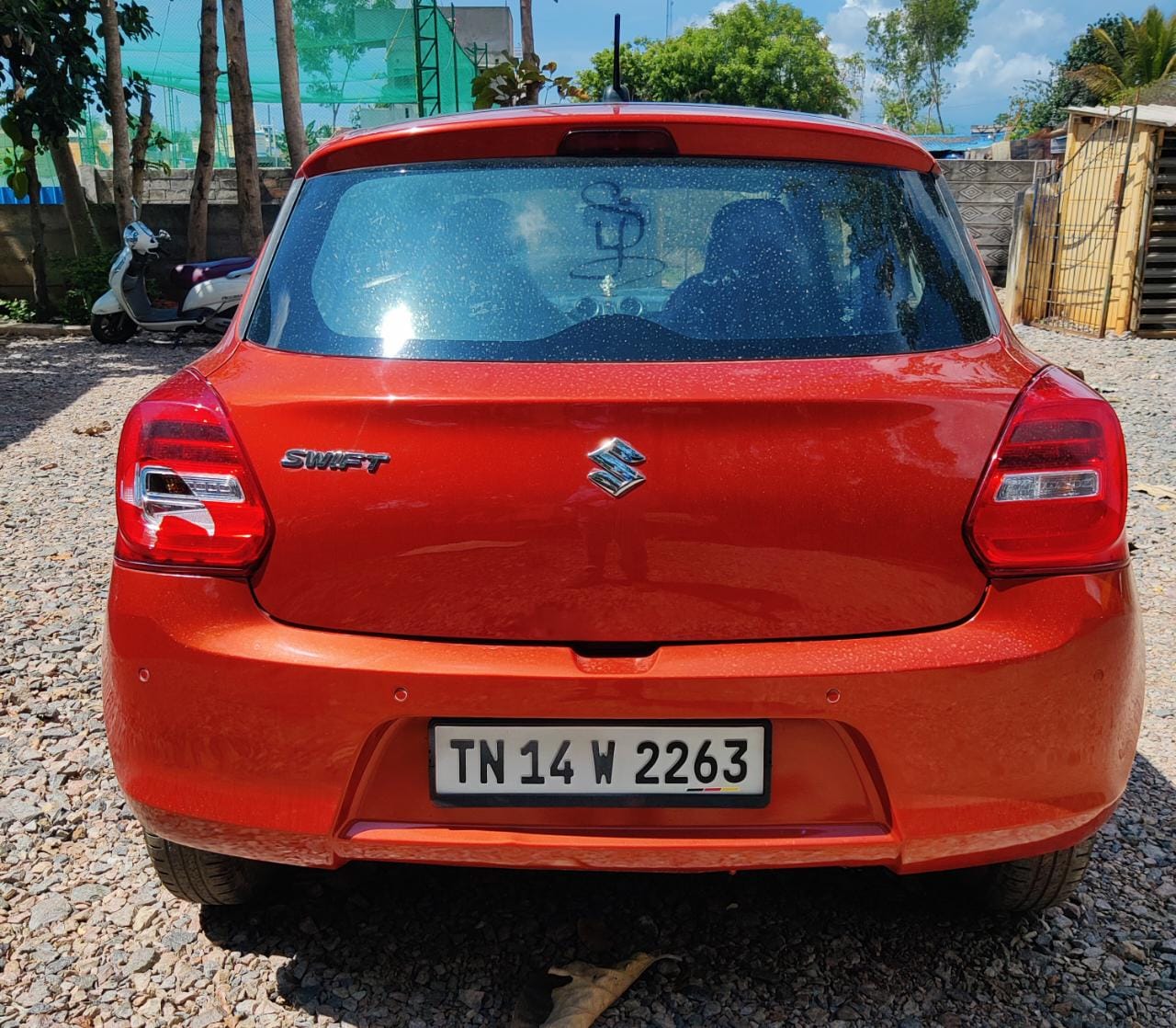 7009-for-sale-Maruthi-Suzuki-Swift-Petrol-First-Owner-2020-TN-registered-rs-569999