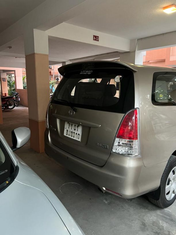 7887-for-sale-Toyota-Innova-Diesel-First-Owner-2011-PY-registered-rs-750000