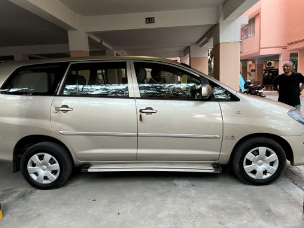 7887-for-sale-Toyota-Innova-Diesel-First-Owner-2011-PY-registered-rs-750000