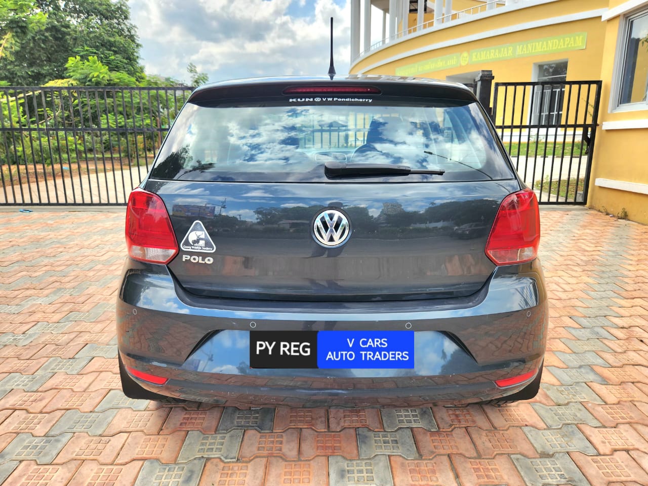 8010-for-sale-Volks-Wagen-Polo-Petrol-First-Owner-2018-PY-registered-rs-600000