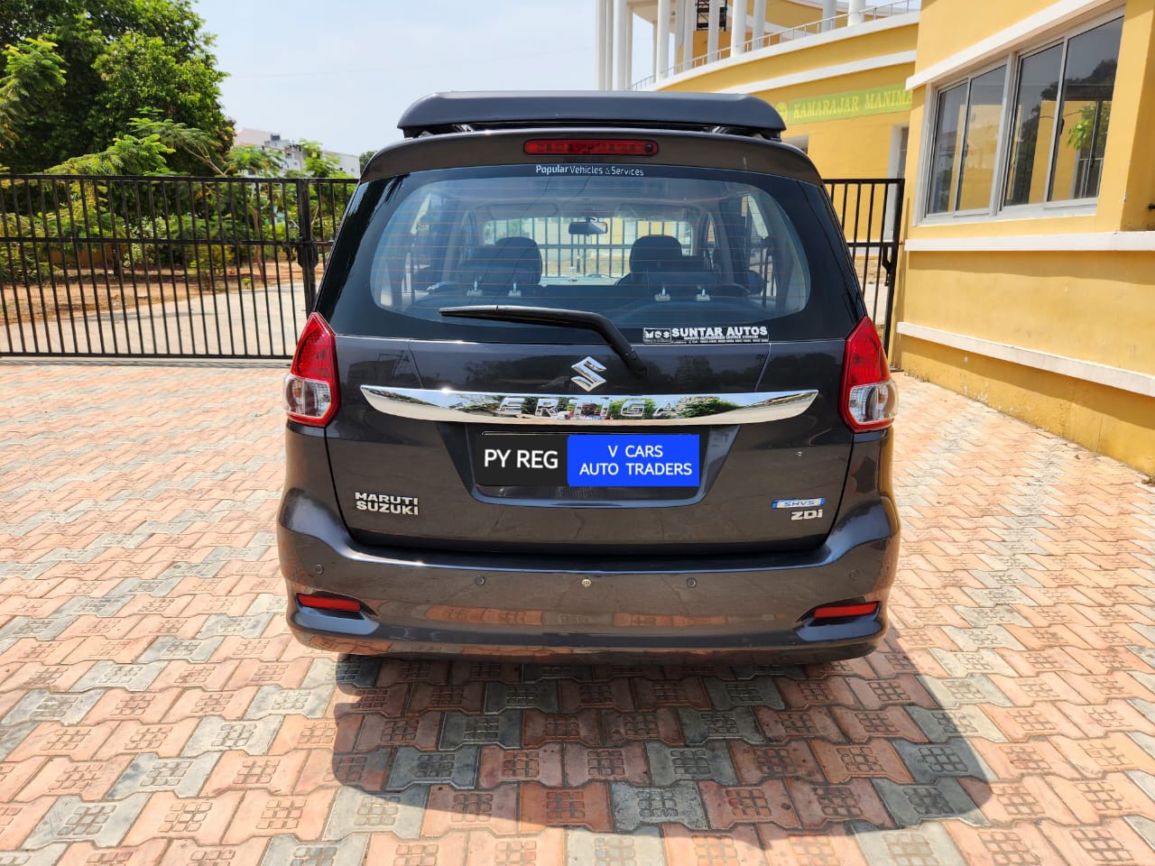 8011-for-sale-Maruthi-Suzuki-Ertiga-Diesel-First-Owner-2017-PY-registered-rs-850000