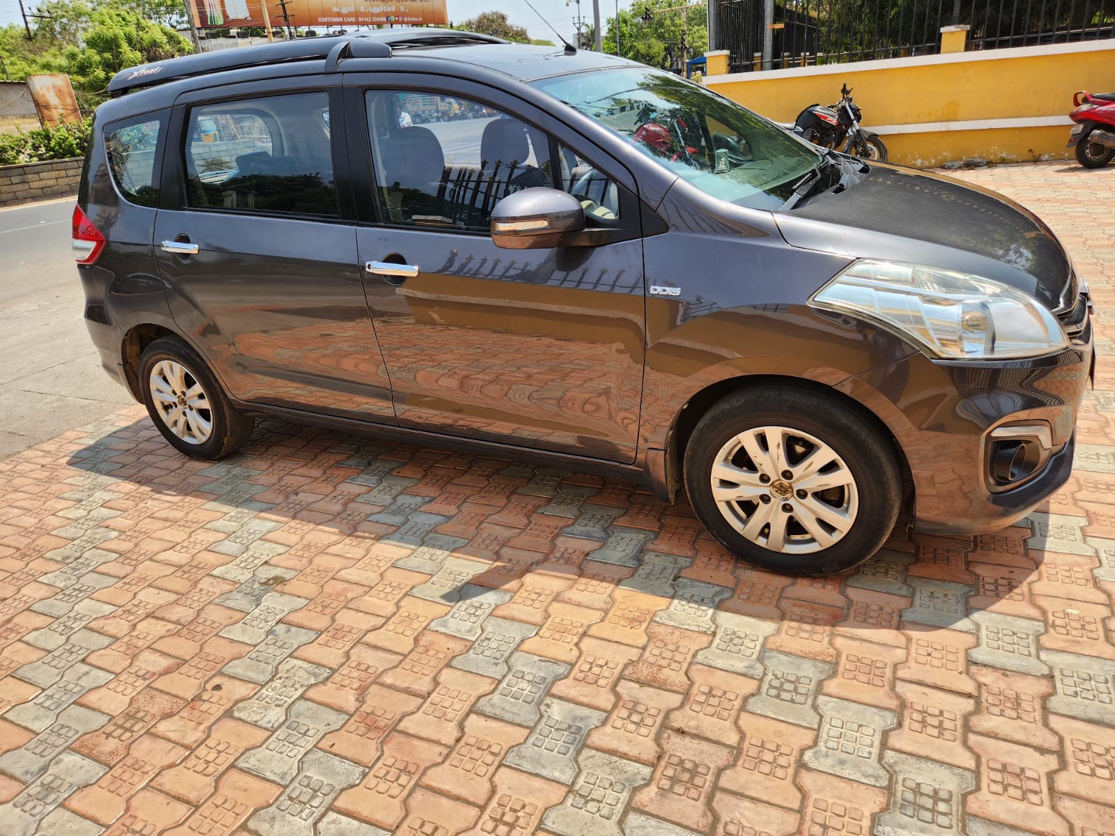 8011-for-sale-Maruthi-Suzuki-Ertiga-Diesel-First-Owner-2017-PY-registered-rs-850000