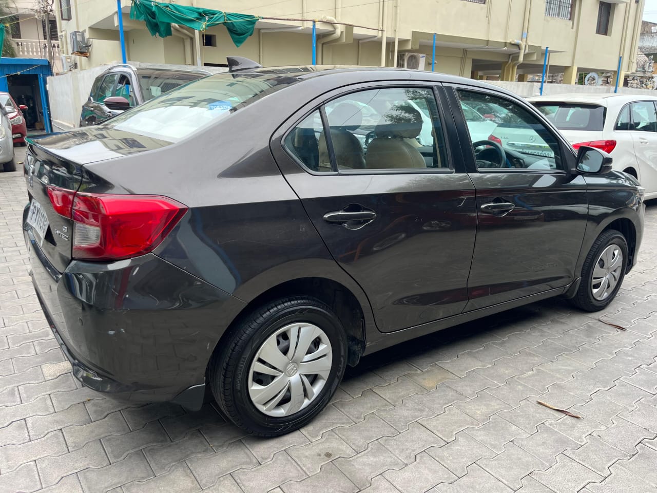 8018-for-sale-Honda-Amaze-Petrol-First-Owner-2019-PY-registered-rs-559999