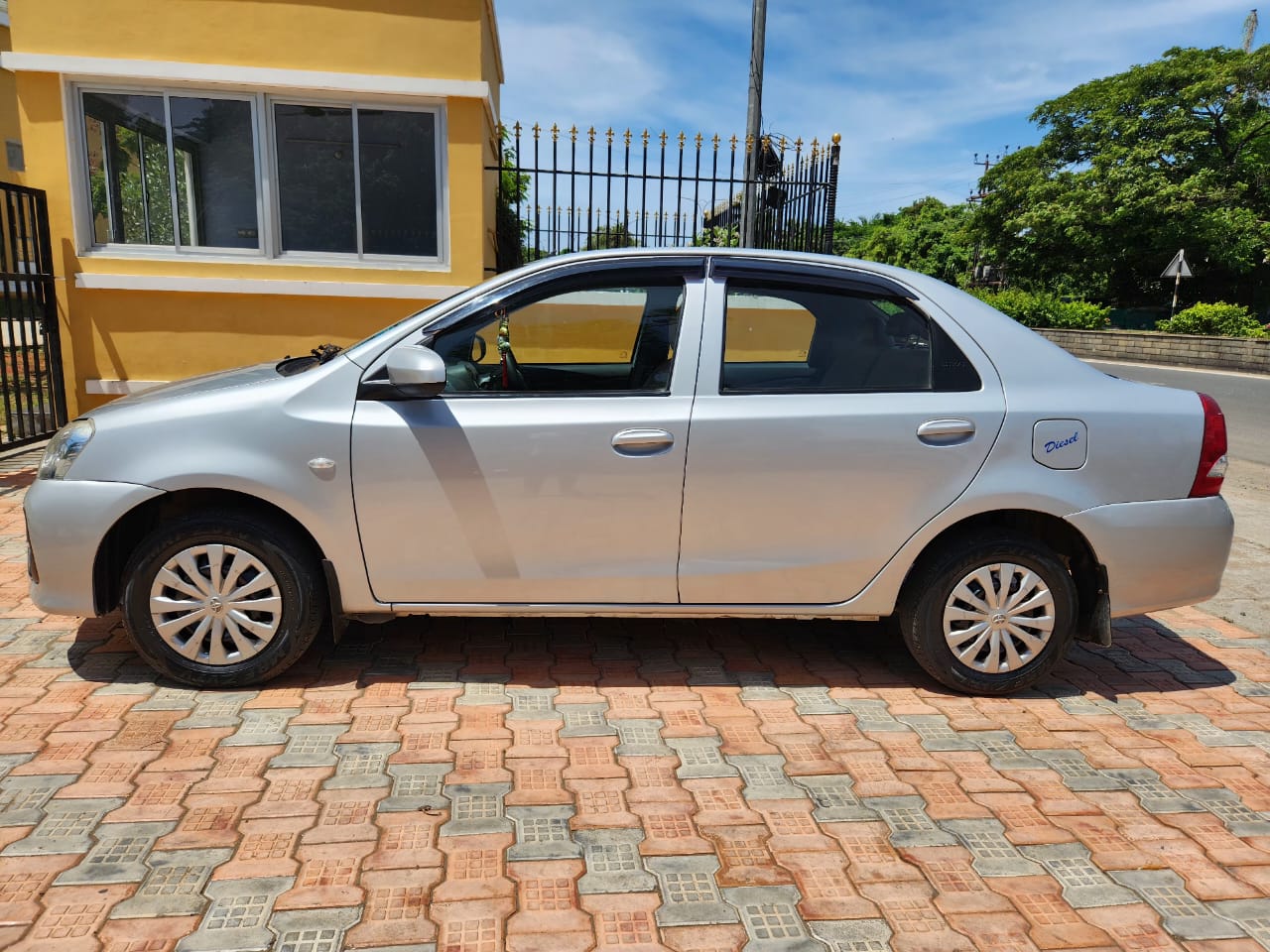 8020-for-sale-Toyota-Etios-Diesel-First-Owner-2019-PY-registered-rs-845000