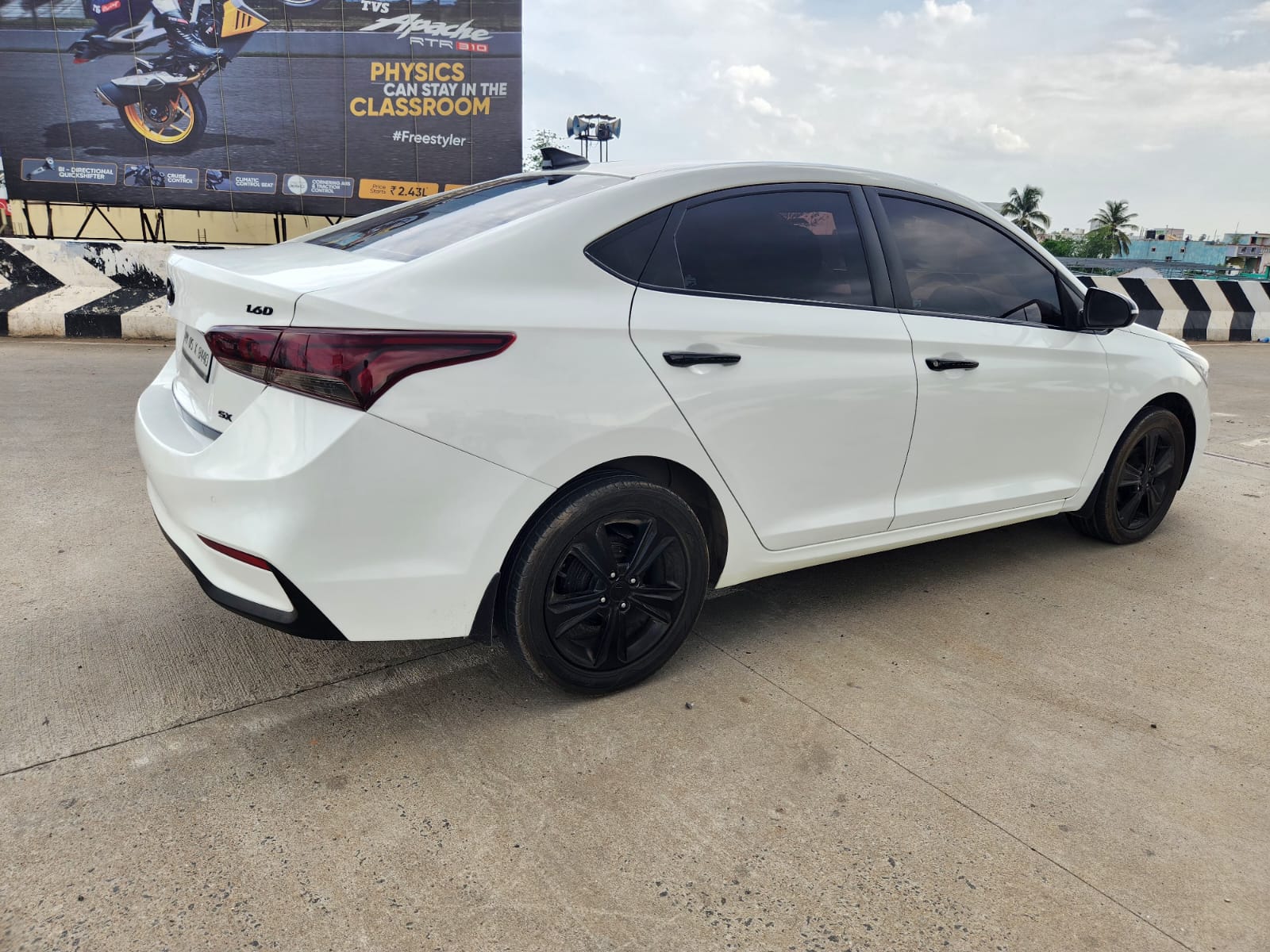 8033-for-sale-Hyundai-Verna-Fluidic-Diesel-First-Owner-2018-PY-registered-rs-915000