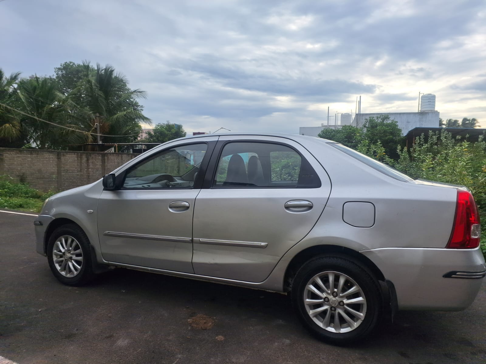 8037-for-sale-Toyota-Etios-Petrol-Second-Owner-2011-PY-registered-rs-299999