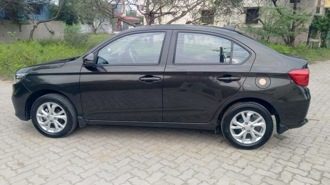 805-for-sale-Honda-Amaze-Petrol-First-Owner-2019-PY-registered-rs-650000